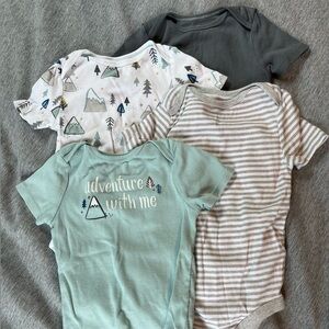 Cloud island short sleeve onesies